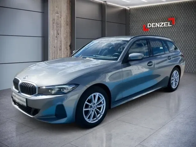 BMW 3 Series 2023 photo 2