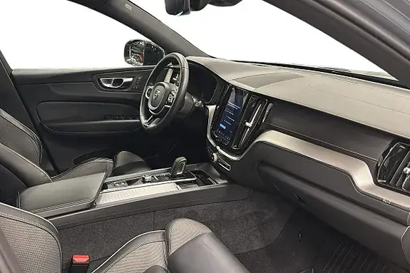 Volvo Xc60 2022 photo 4
