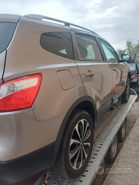 Nissan Qashqai 2014 photo 3