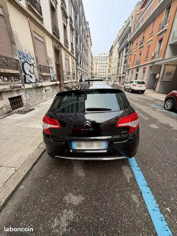 Citroen C4 2012 photo 3
