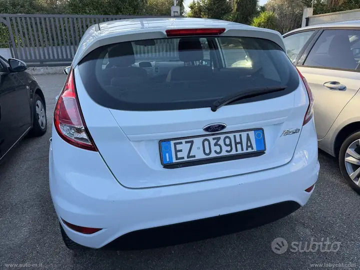 Ford Fiesta 2015 photo 5