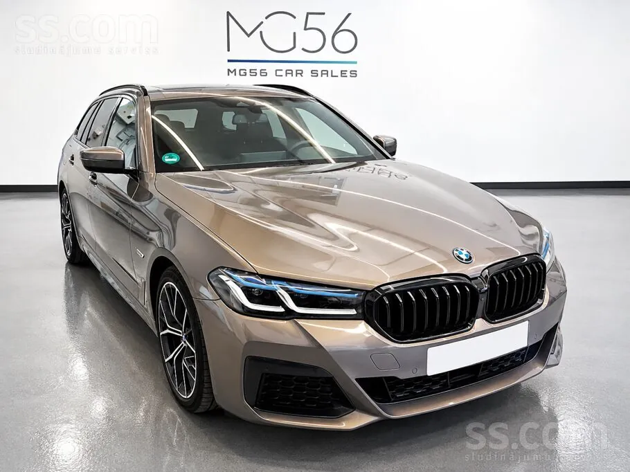 BMW 530E 2022 photo 2