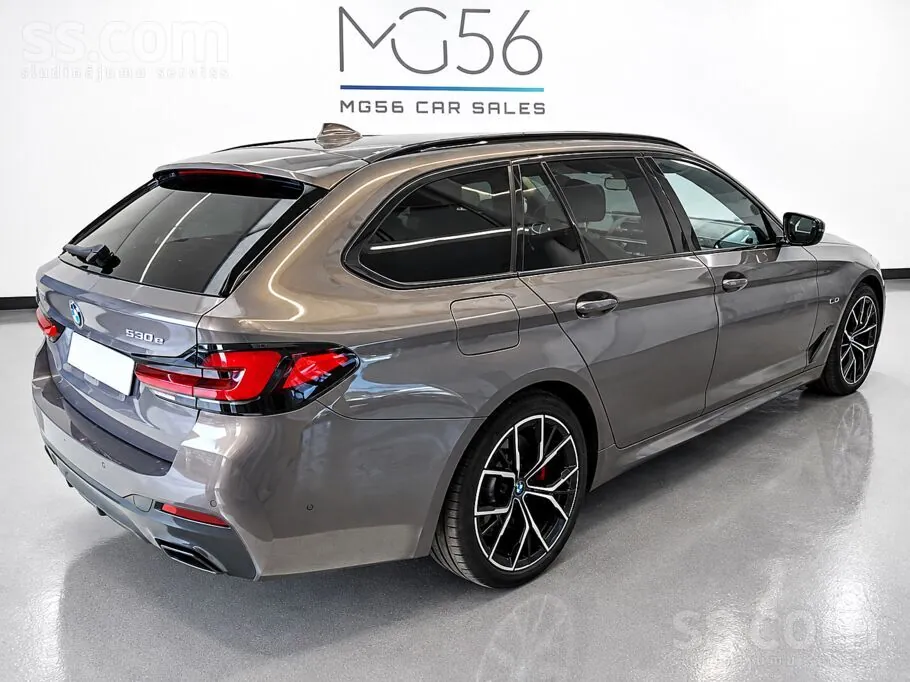 BMW 530E 2022 photo 4