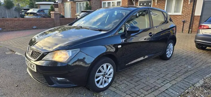 Seat Ibiza 2012 photo 2