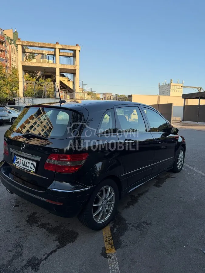 Mercedes-Benz B 200 2006 photo 4