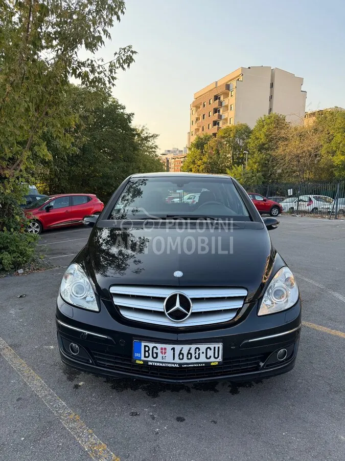Mercedes-Benz B 200 2006 photo 2
