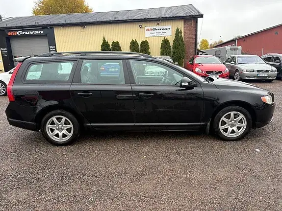 Volvo V70 2008 photo 2