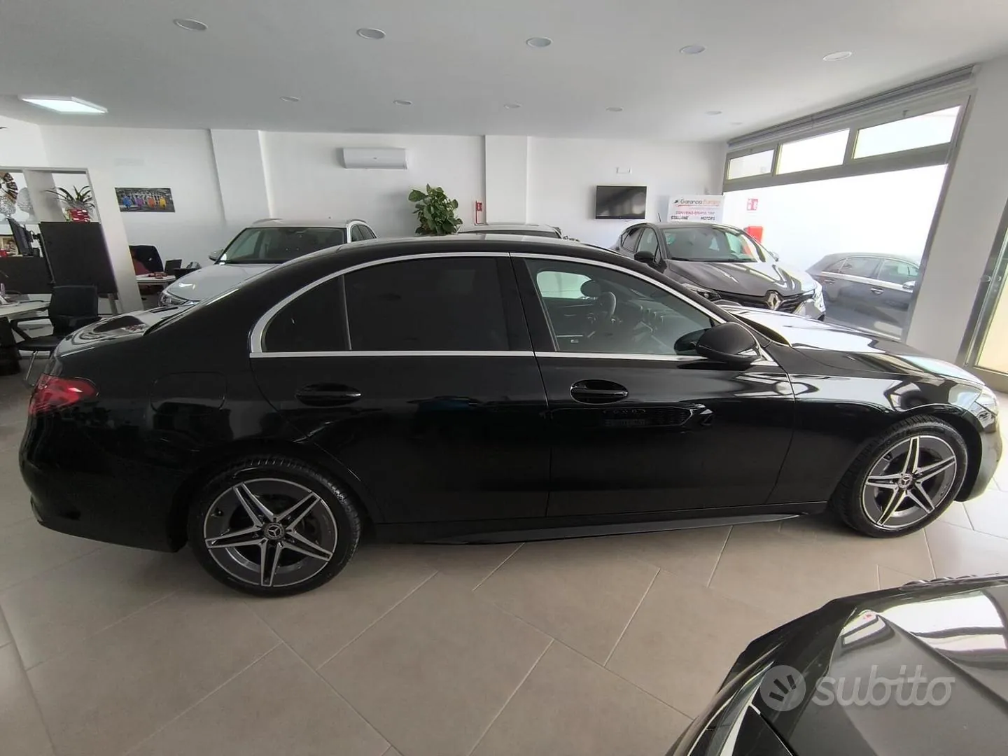 Mercedes-Benz C-Class 2024 photo 4