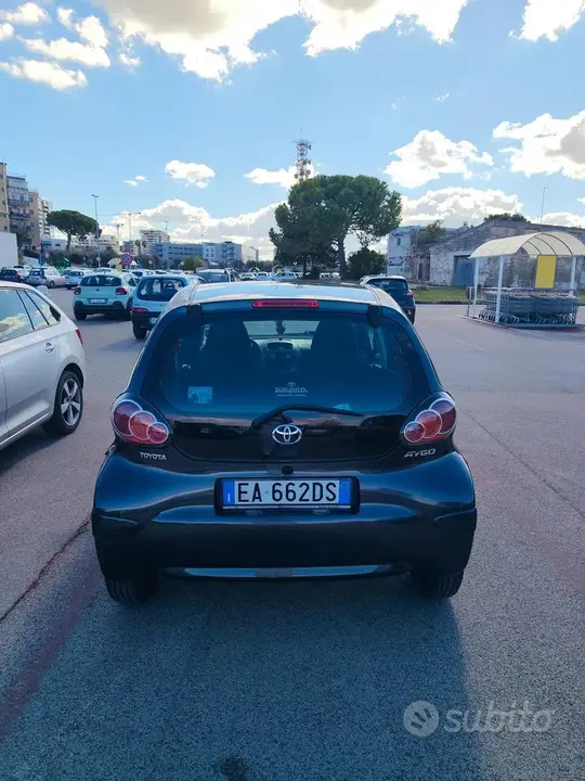 Toyota Aygo 2009 photo 2