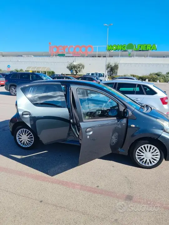 Toyota Aygo 2009 photo 3