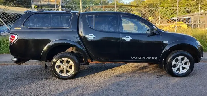 Mitsubishi L200