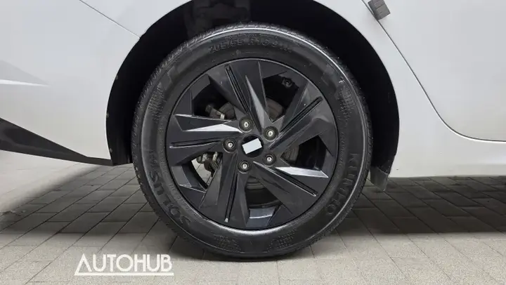 Hyundai Avante 2022 photo 5