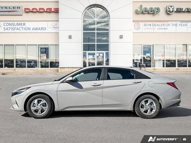 Hyundai Elantra 2023 photo 2