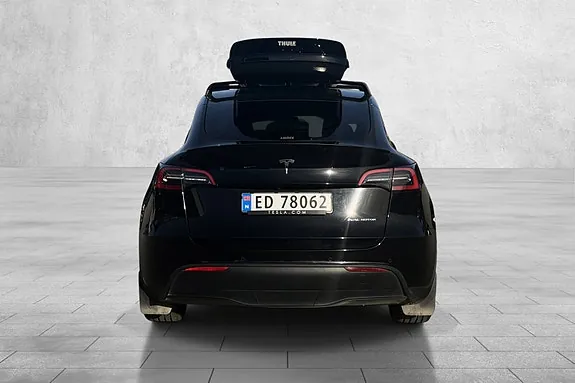 Tesla Model Y 2022 photo 5