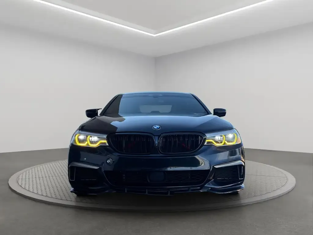 BMW 5 Series 2018 photo 2