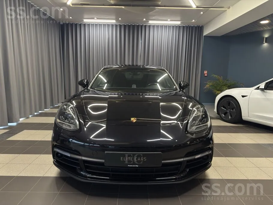 Porsche Panamera 2017 photo 2