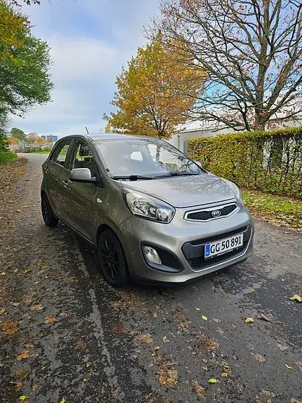 Kia Picanto 2011 photo 2