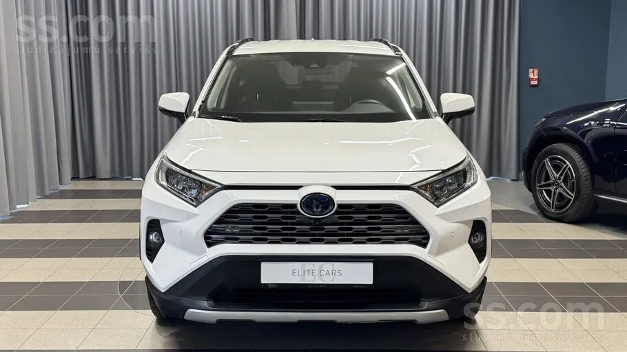 Toyota Rav4 2020 photo 2