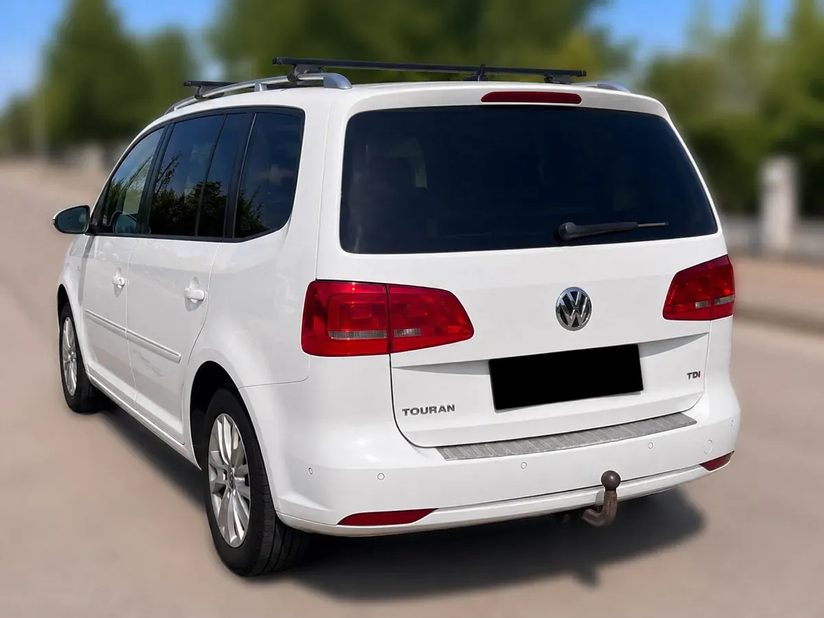 Volkswagen Touran 2013 photo 3