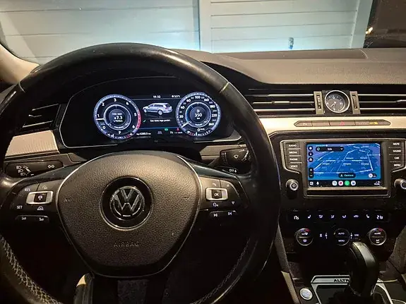 Volkswagen Passat Alltrack 2017 photo 2
