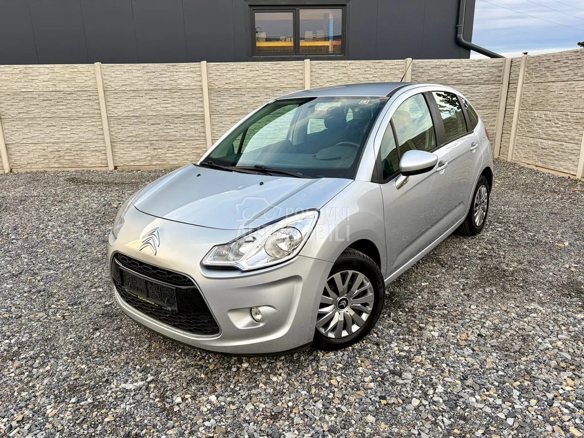 Citroen C3 2011 photo 3