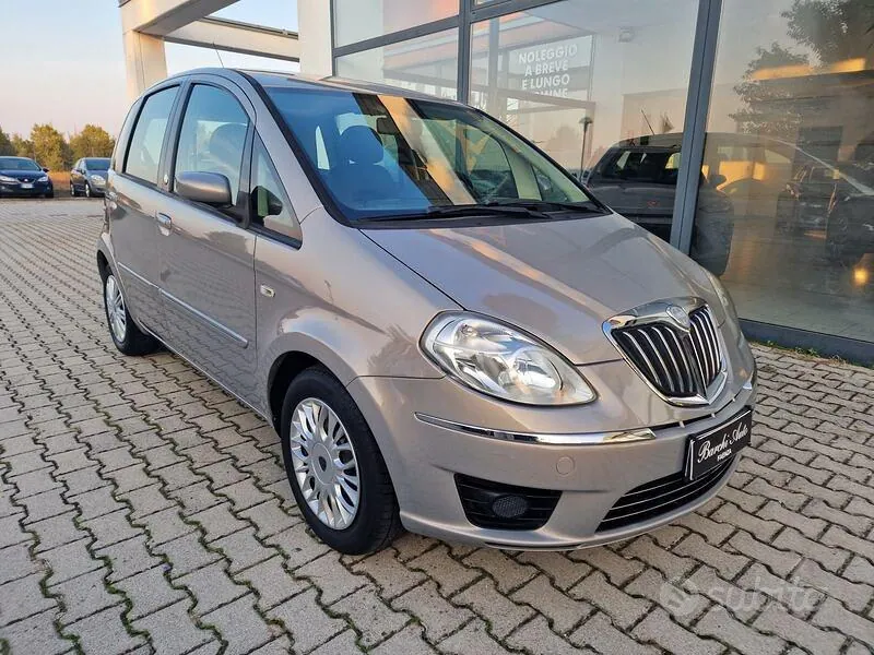 Lancia Musa 2009 photo 3