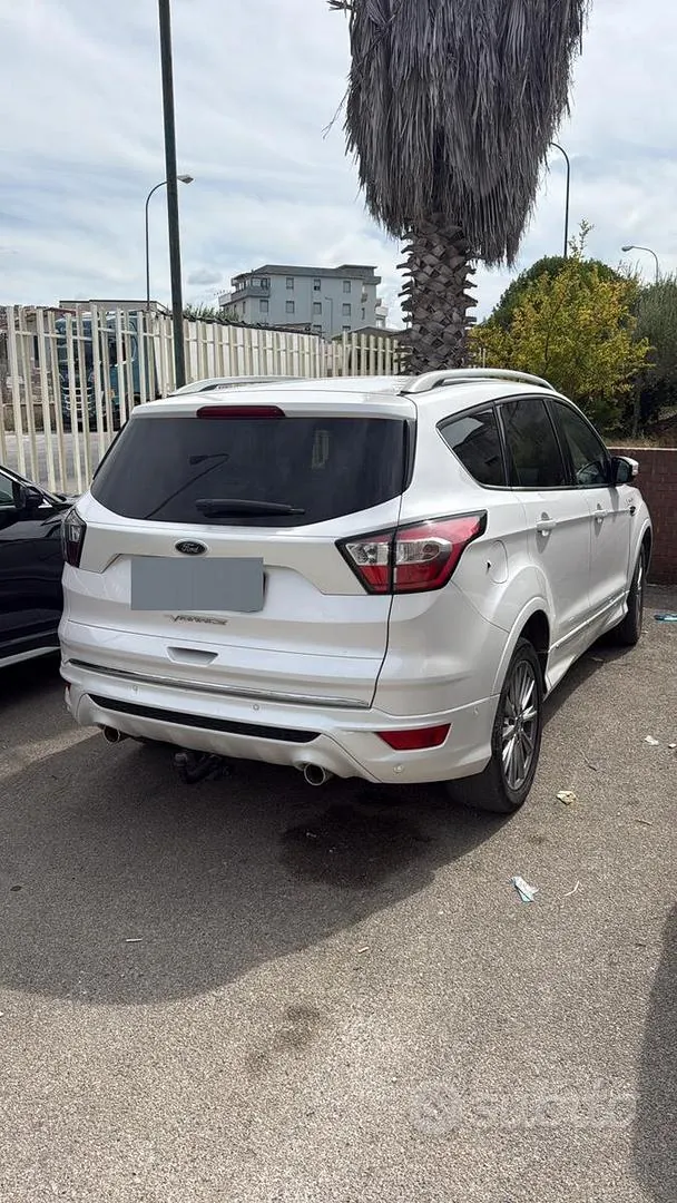 Ford Kuga 2017 photo 2