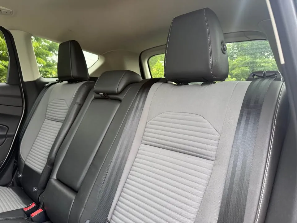Ford Escape 2017 photo 2