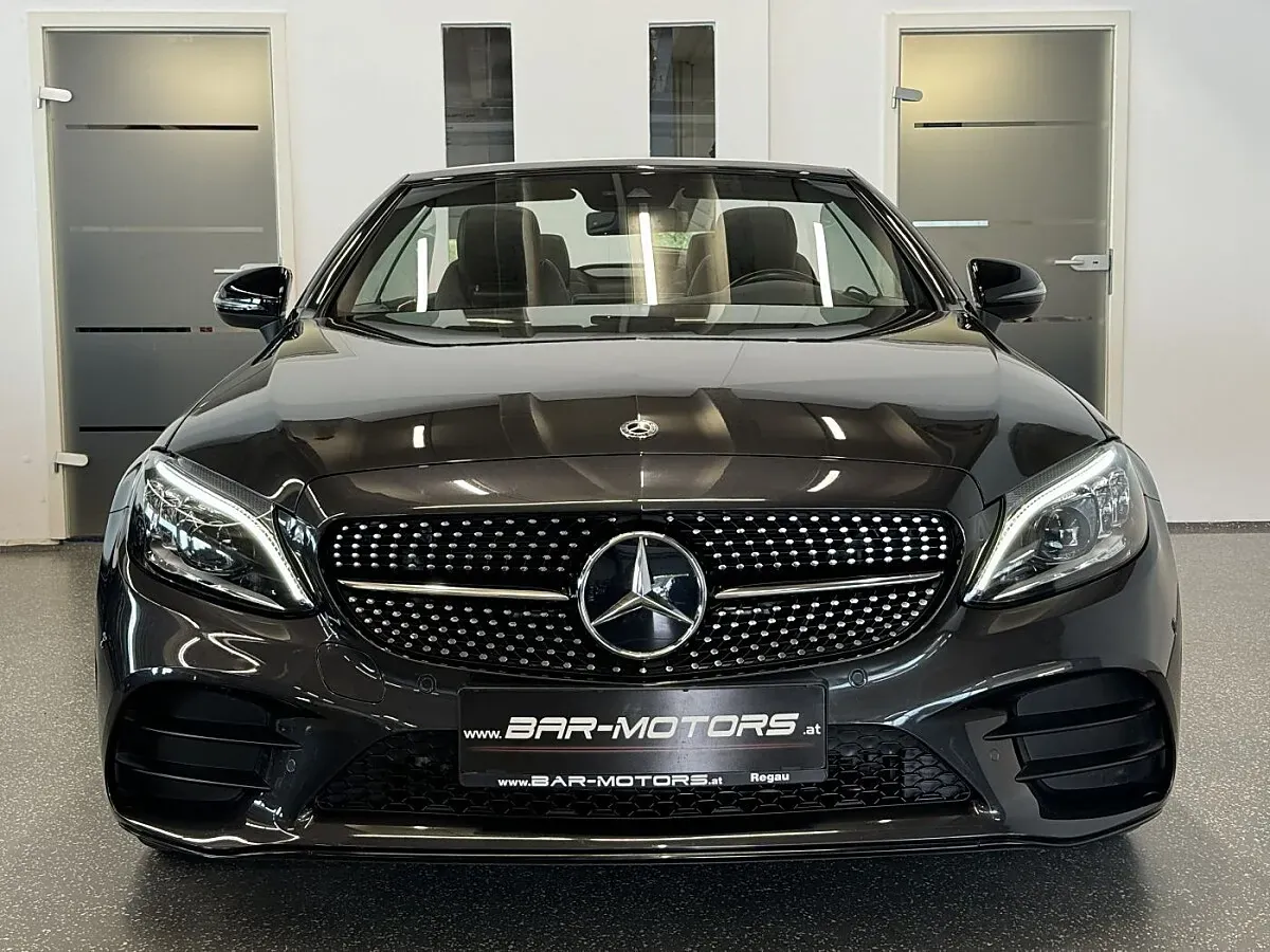 Mercedes-Benz C-Class 2018 photo 2