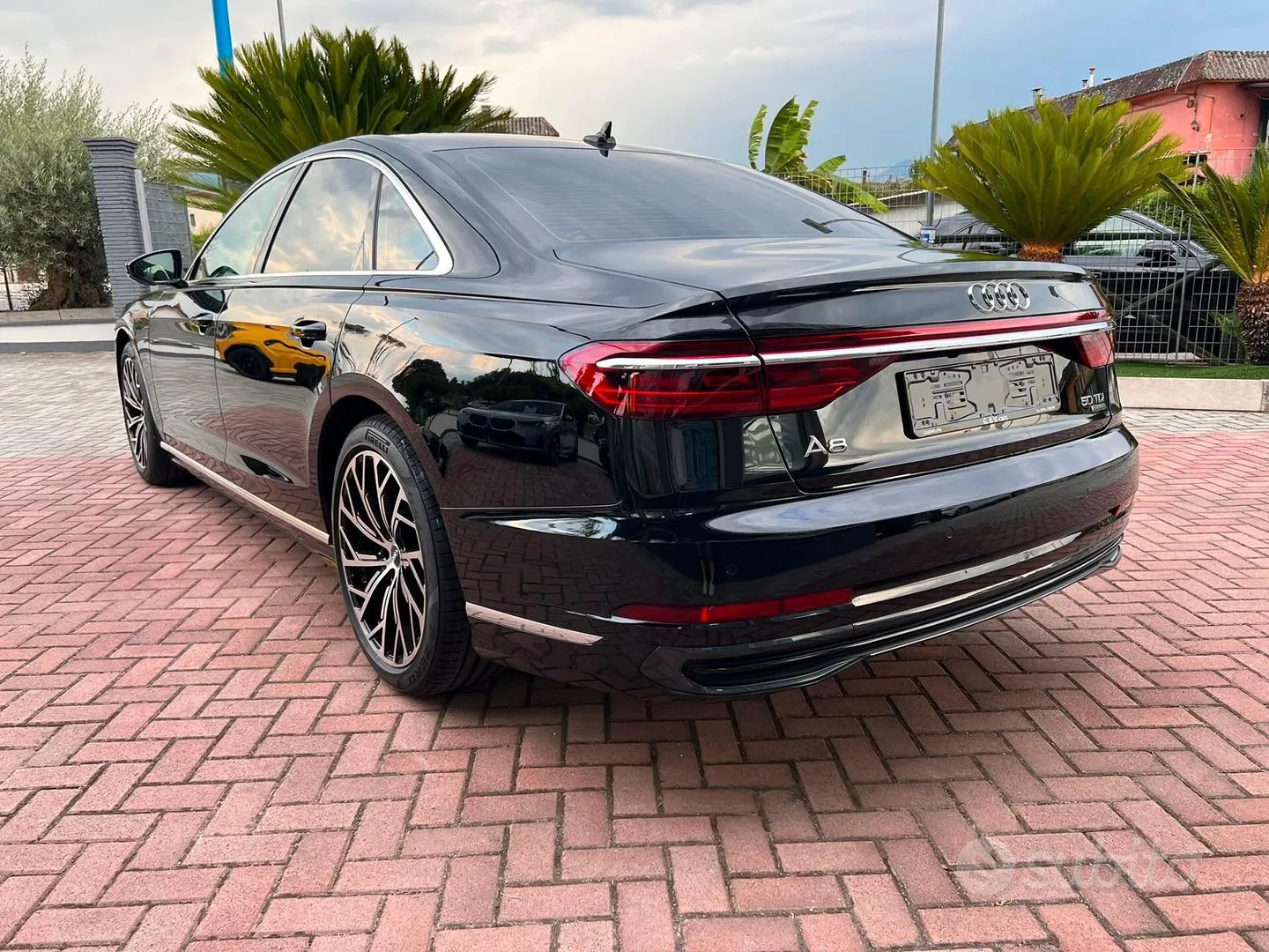 Audi A8 2024 photo 4