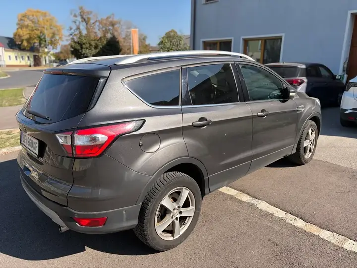 Ford Kuga 2018 photo 2