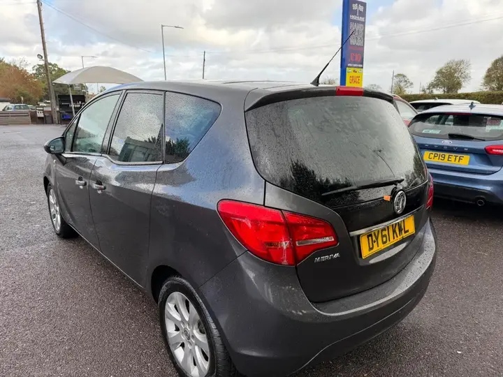 Vauxhall Meriva 2011 photo 5