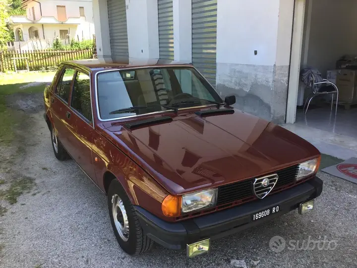 Alfa Romeo Giulietta 1980 photo 2
