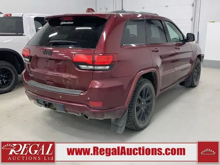 Jeep Grand Cherokee 2018 photo 3
