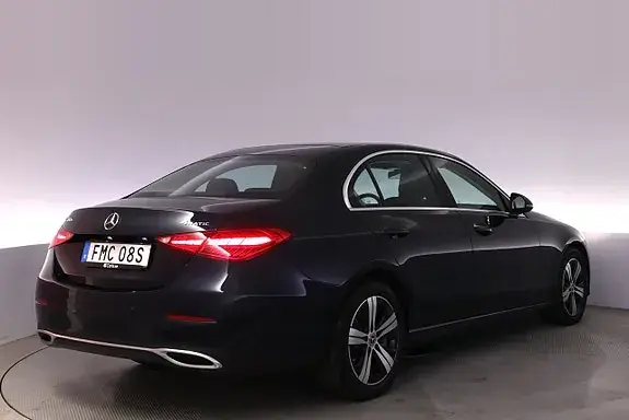 Mercedes-Benz C 300 E 2023 photo 5