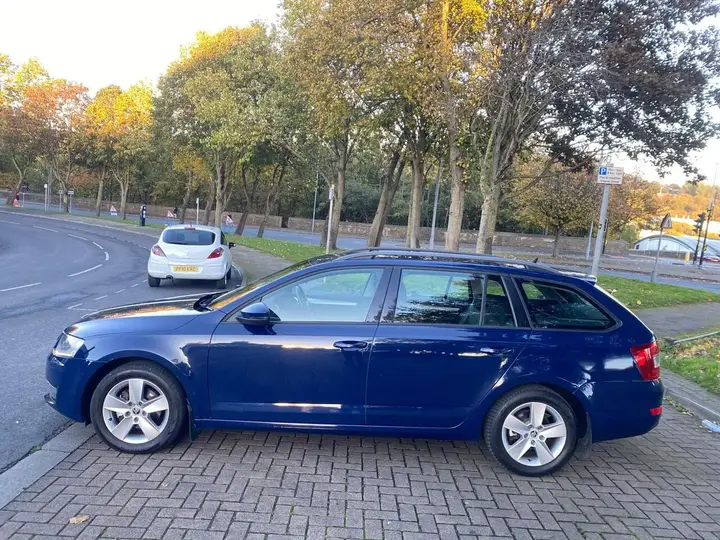 Skoda Octavia 2014 photo 4