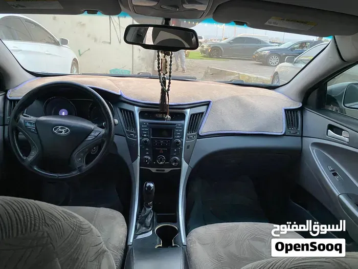 Hyundai Sonata 2014 photo 2