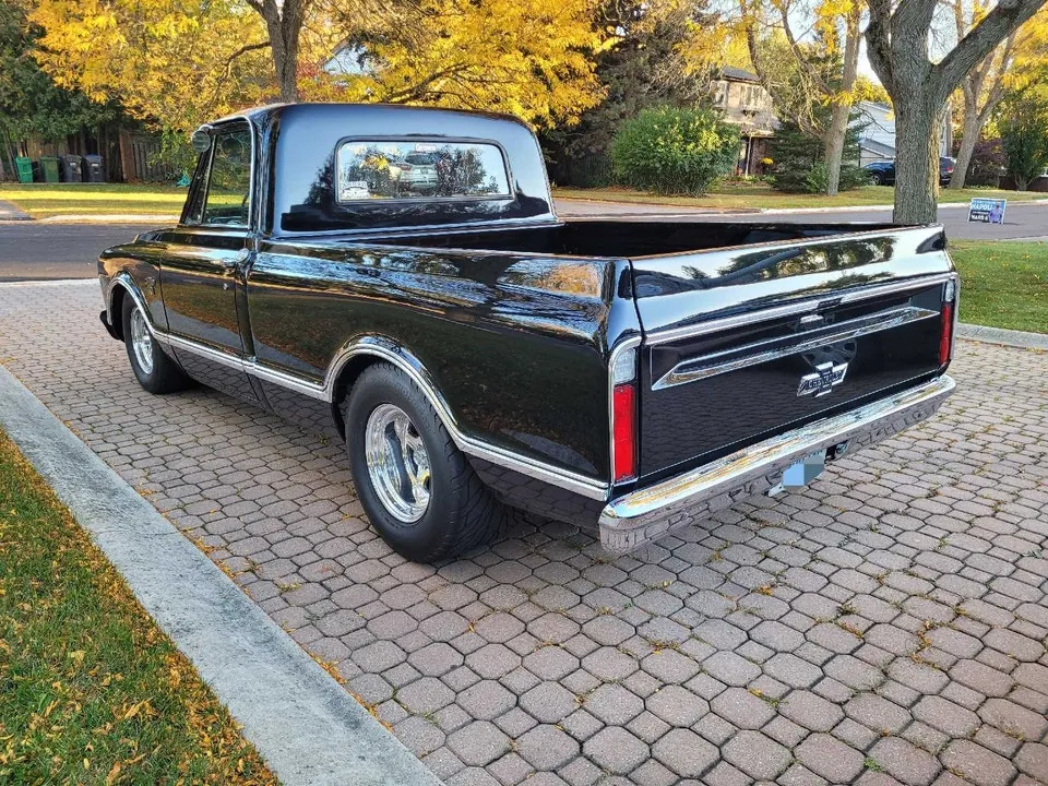 Chevrolet C10 1967 photo 4