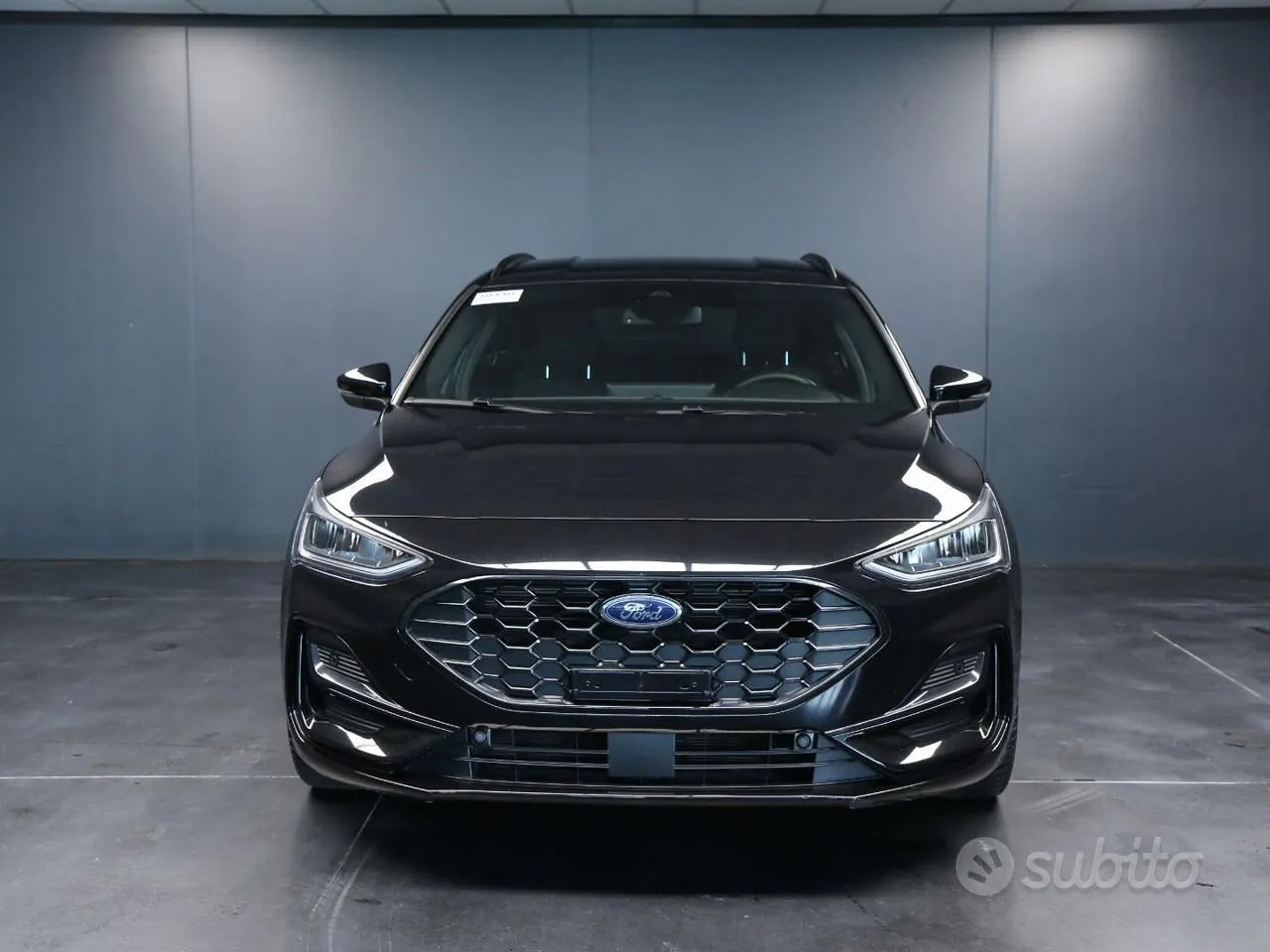 Ford Focus 2025 photo 2