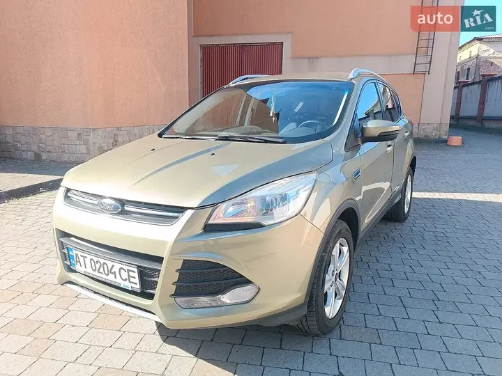 Ford Kuga 2013 photo 4