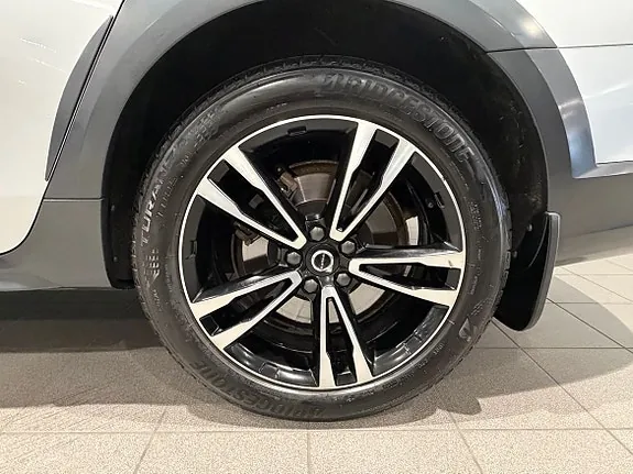 Volvo V90 Cross Country 2021 photo 4