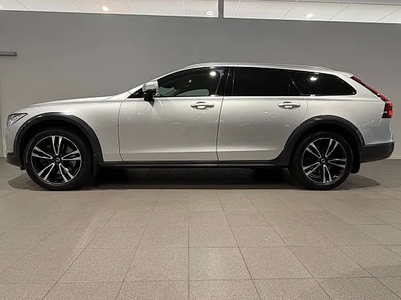 Volvo V90 Cross Country 2021 photo 3