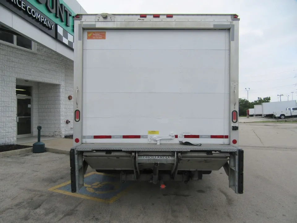 Ford E-450 2019 photo 4
