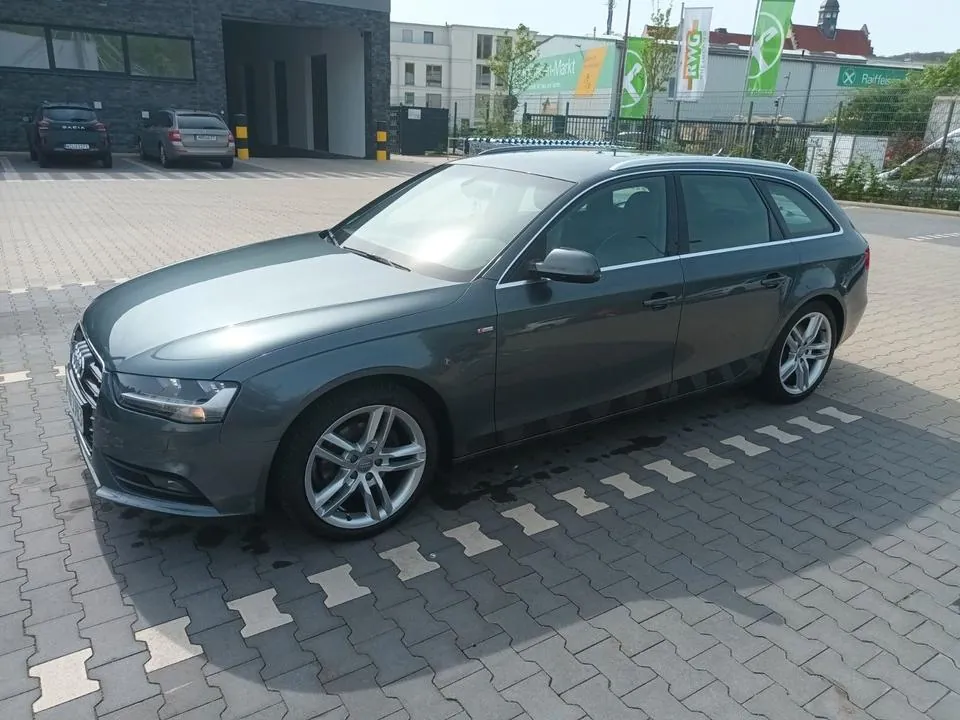 Audi A4
