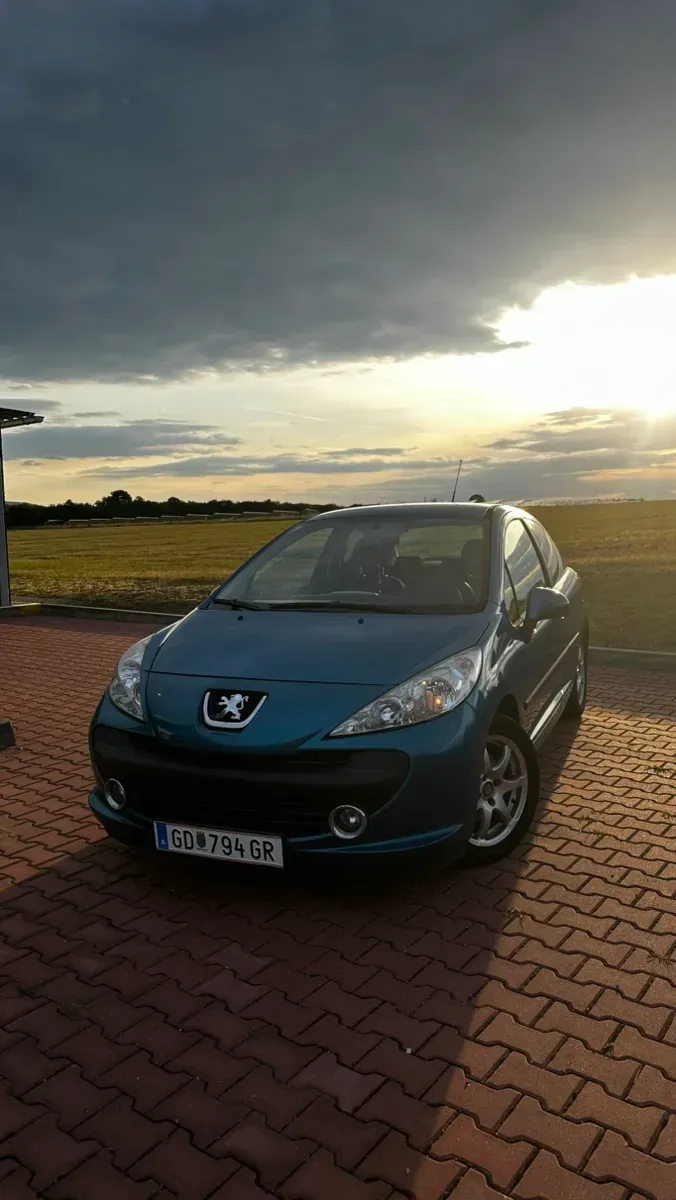 Peugeot 207