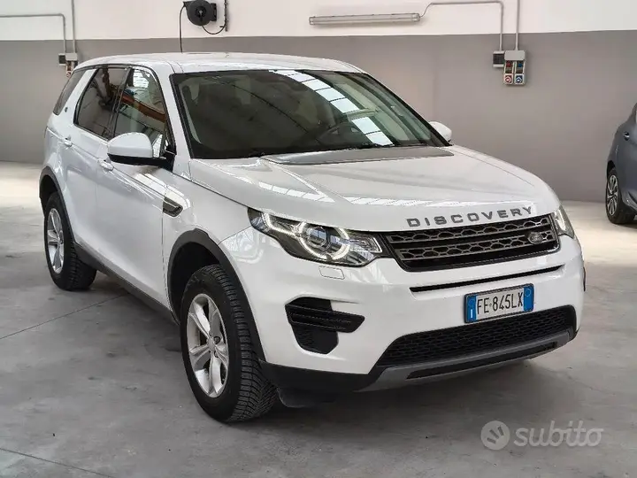 Land Rover Discovery Sport 2016 photo 5