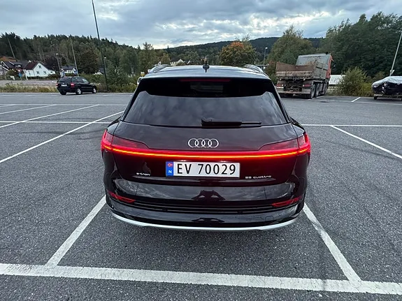 Audi E-Tron 2019 photo 4