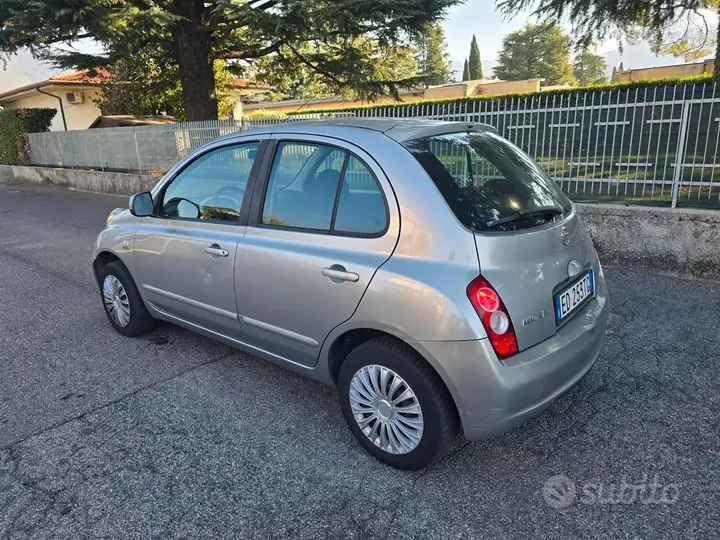 Nissan Micra 2010 photo 3
