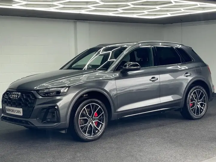 Audi Q5 2023 photo 2