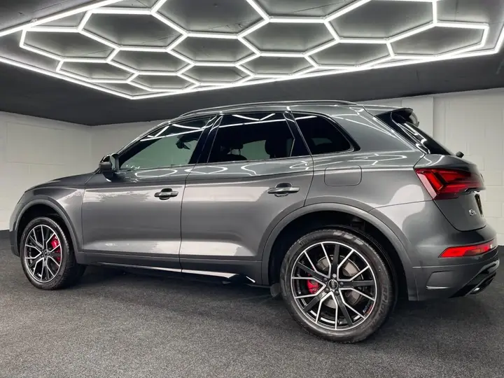 Audi Q5 2023 photo 5